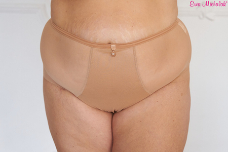 High briefs to the set with Rozeta bras