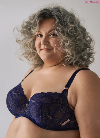 Bra soft navy blue on beige BML Granatnik