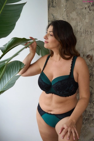 Bra soft black with green BM Galway