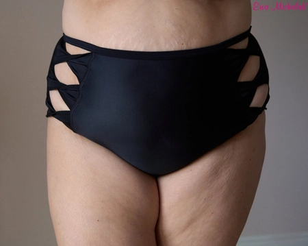 High Bikini Briefs Przekręt Czarna Mamba