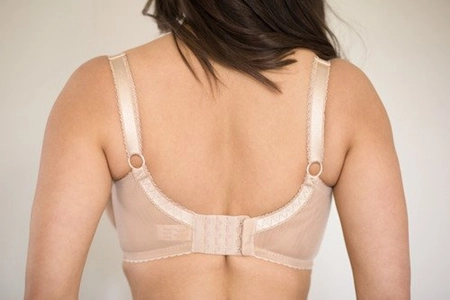 Biustonosz piankowy orzechowy S Pralinowy