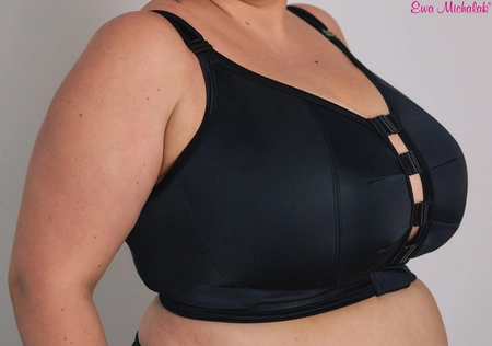 2nd Quality Black non-wired top fastened at the front Top FB Kliklak Wygodniczek