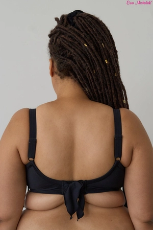 Biustonosz półmiękki czarny FB-PL Biustonosz do Kostiumu Samba