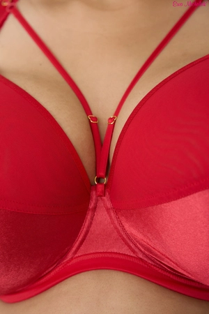 Biustonosz półmiękki czerwony FB-PL New Nude