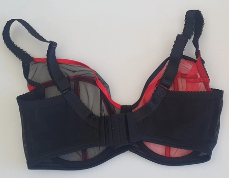Soft red and black bra SMN Prototype No. 59