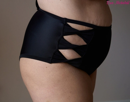 High Bikini Briefs Przekręt Czarna Mamba