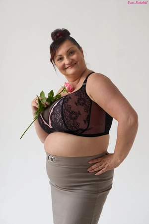 Top bez fiszbin czarny z różowym Top FB Rosa Bella